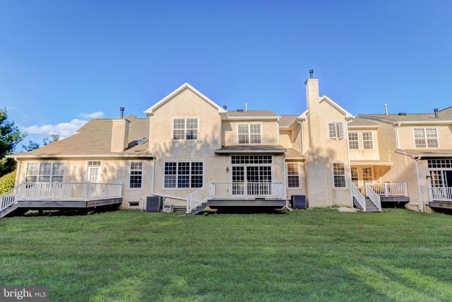 54 OLD BARN DR, West Chester, PA 19382