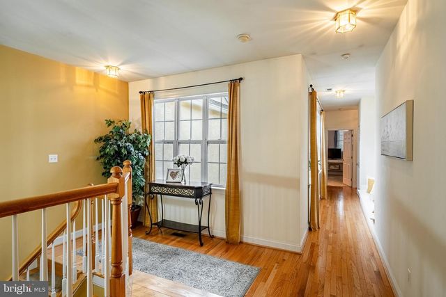 54 OLD BARN DR, West Chester, PA 19382