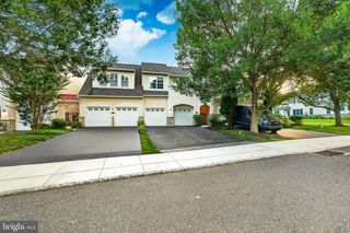 54 OLD BARN DR, West Chester, PA 19382
