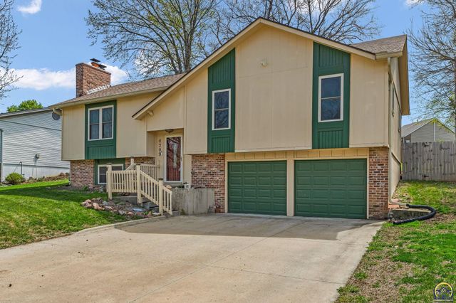 4209 SW 35th TER, Topeka, KS 66614