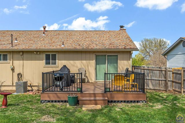 4209 SW 35th TER, Topeka, KS 66614
