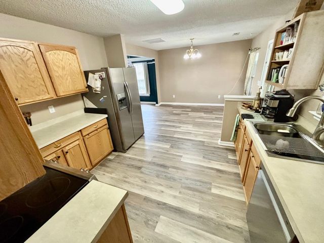 5088 Thornton Drive, Summerville, SC 29485