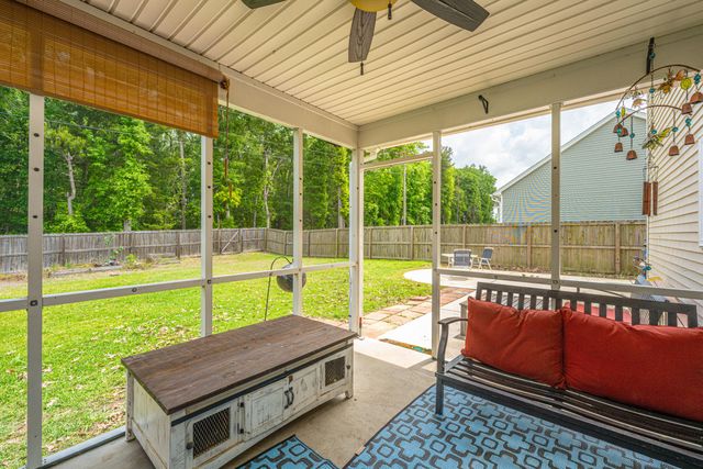 5088 Thornton Drive, Summerville, SC 29485