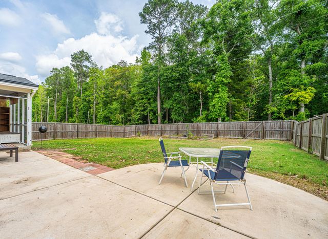 5088 Thornton Drive, Summerville, SC 29485
