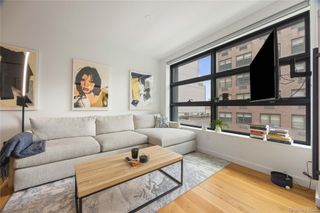 547 W 47th Street 509, New York (manhattan), NY 10036