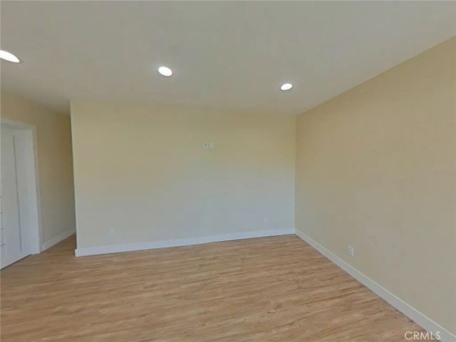 17633 Nordhoff, Northridge, CA 91325