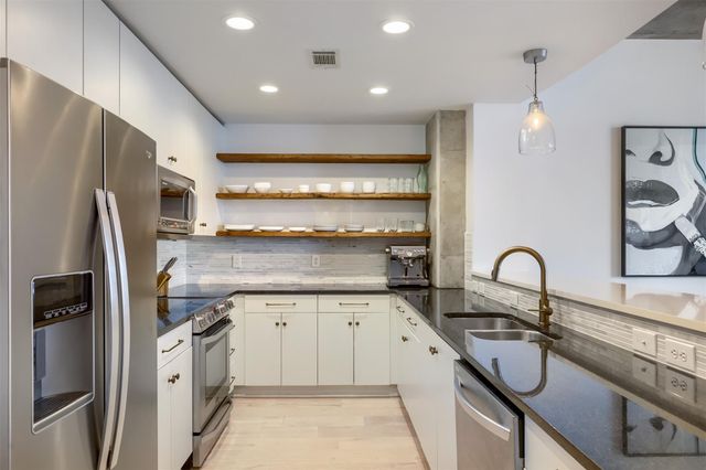 360 Nueces ST 3109, Austin, TX 78701
