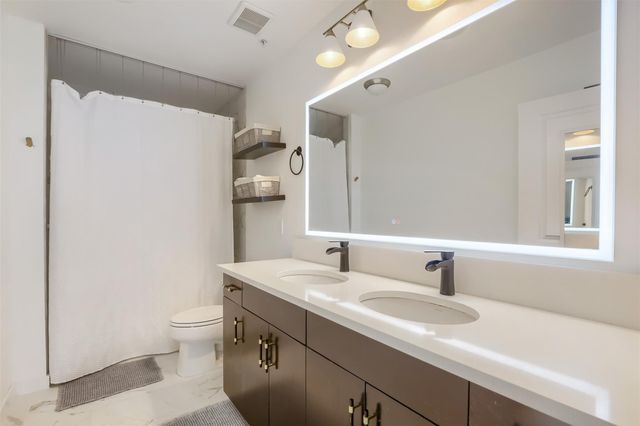 360 Nueces ST 3109, Austin, TX 78701