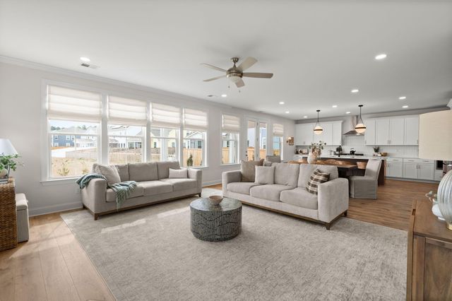 384 Wappoo Trace Lane, Summerville, SC 29486