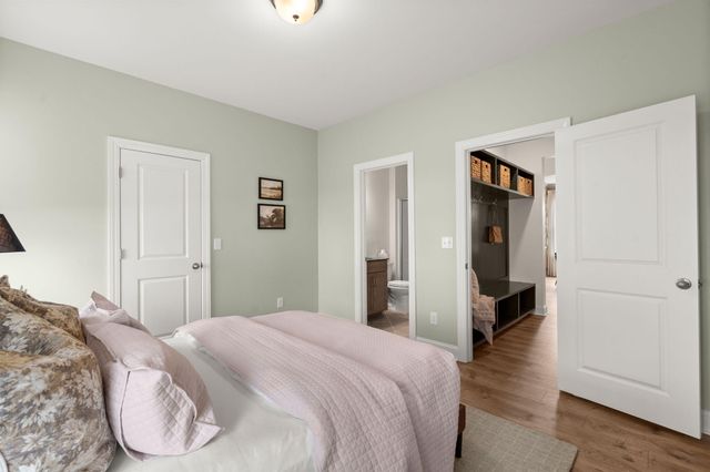 384 Wappoo Trace Lane, Summerville, SC 29486