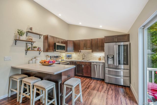 182 Crystal Brook Hollow Road, Port Jefferson Station, NY 11776