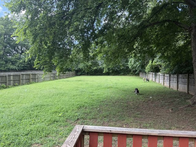 3828 Maliki Dr, Clarksville, TN 37042