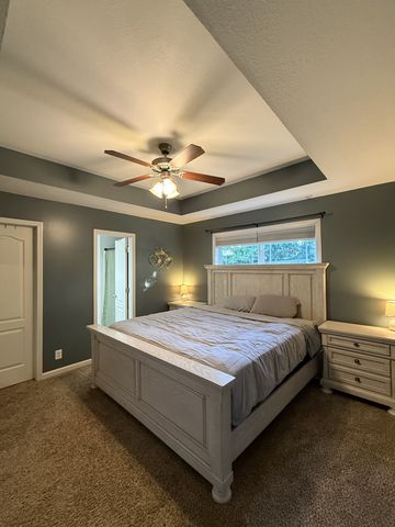 3828 Maliki Dr, Clarksville, TN 37042