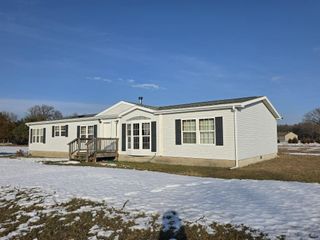 5450 Pear Avenue, Croton Twp, MI 49337