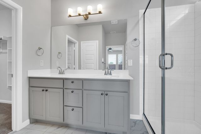 325 Adwood Drive, Waxahachie, TX 75165