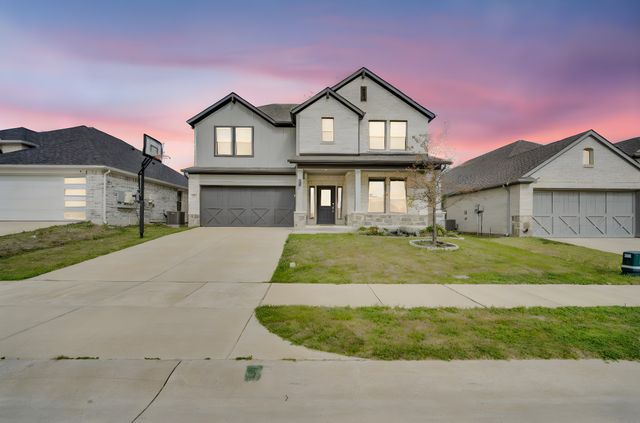 325 Adwood Drive, Waxahachie, TX 75165