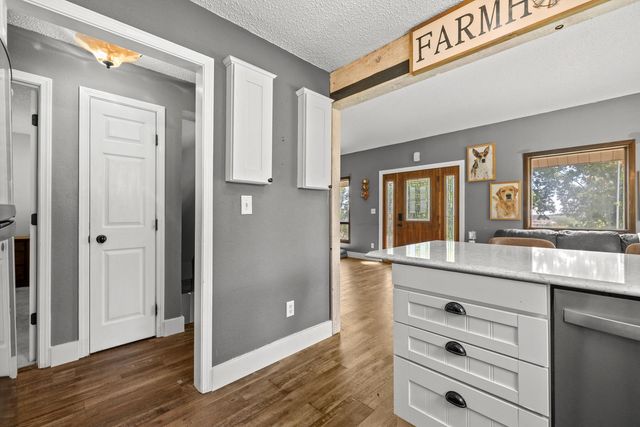 1700 Sundown Dr., Minot, ND 58701