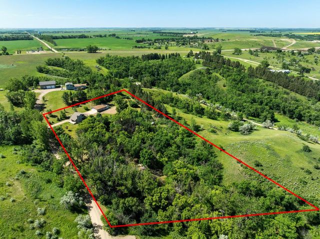 1700 Sundown Dr., Minot, ND 58701