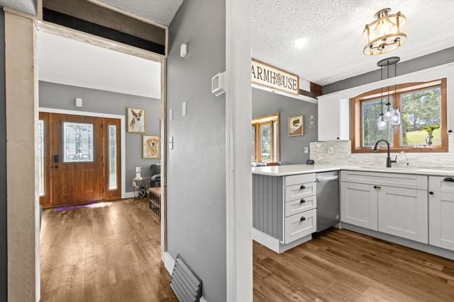 1700 Sundown Dr., Minot, ND 58701