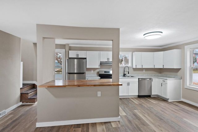 1791 Strongs AVENUE, Stevens Point, WI 54481