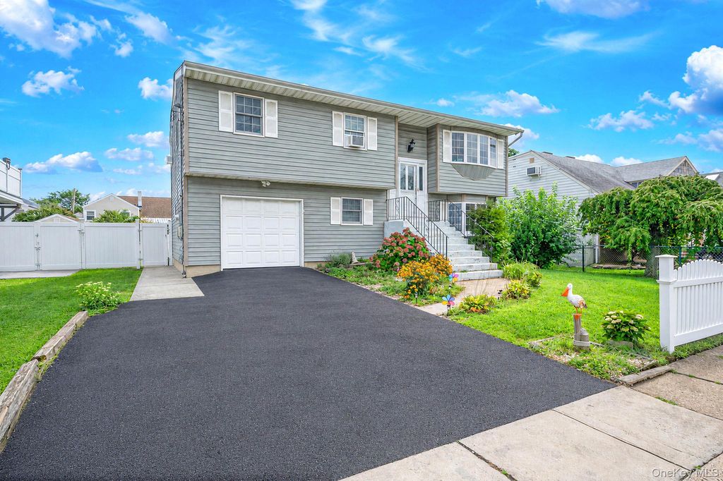 79 Jefferson Street, Freeport, NY 11520 — exterior