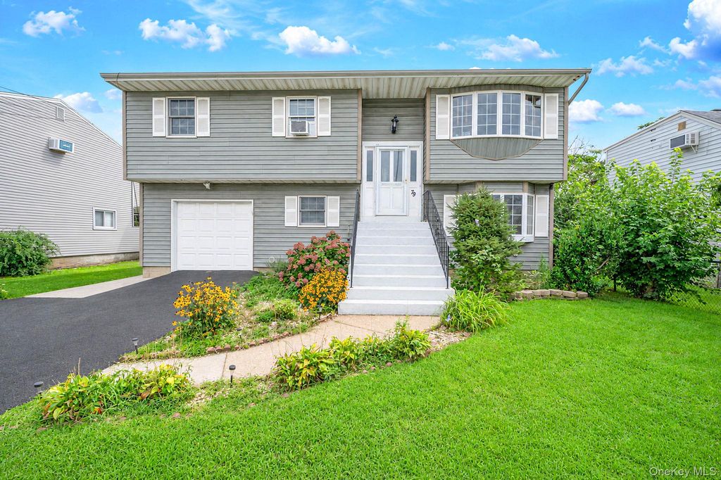 79 Jefferson Street, Freeport, NY 11520 — photo 2