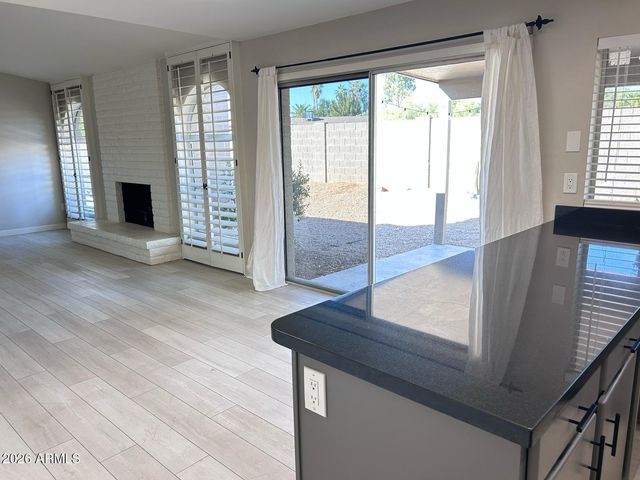 6221 E GELDING Drive, Scottsdale, AZ 85254