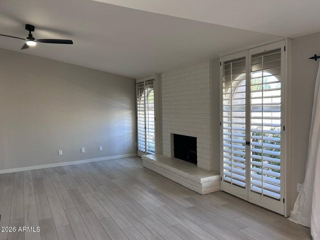 6221 E GELDING Drive, Scottsdale, AZ 85254