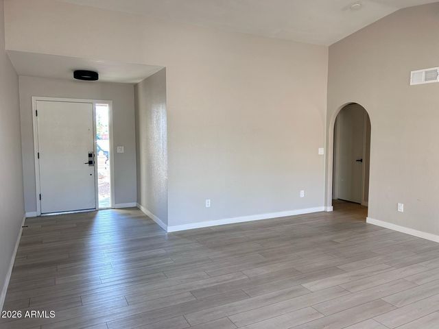 6221 E GELDING Drive, Scottsdale, AZ 85254