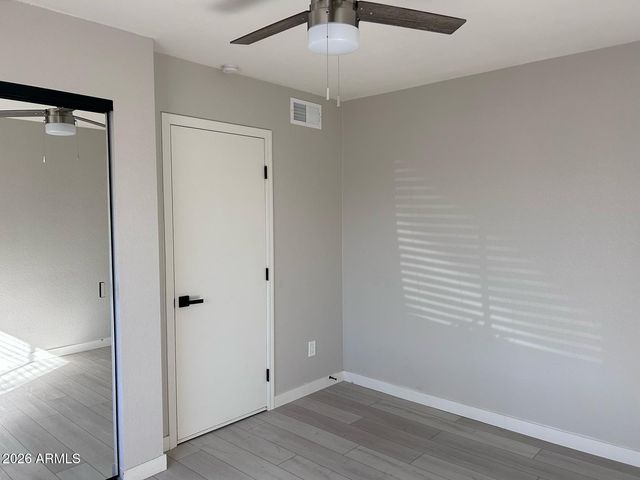 6221 E GELDING Drive, Scottsdale, AZ 85254