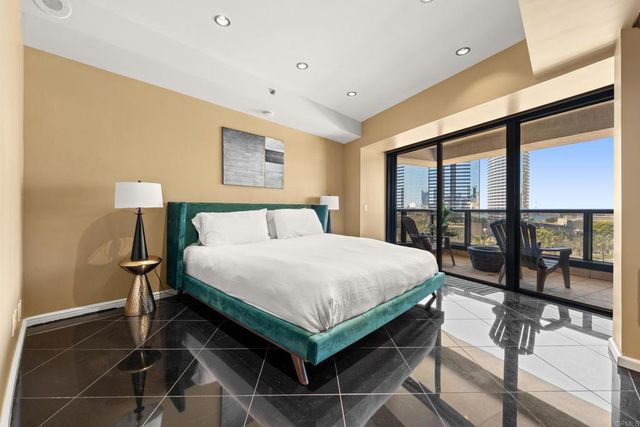 200 Harbor Drive 803, San Diego, CA 92101