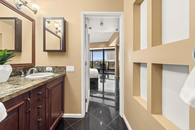 200 Harbor Drive 803, San Diego, CA 92101