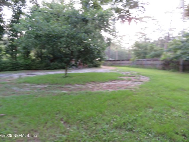 1836 NEW BERLIN Road, Jacksonville, FL 32218