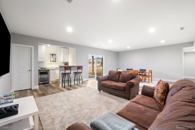 17291 Garden Ridge Lane, Northville Township, MI 48168