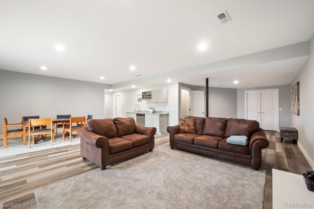 17291 Garden Ridge Lane, Northville Township, MI 48168