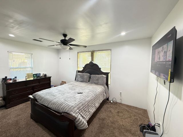 802 W 5th Street, Stuttgart, AR 72160