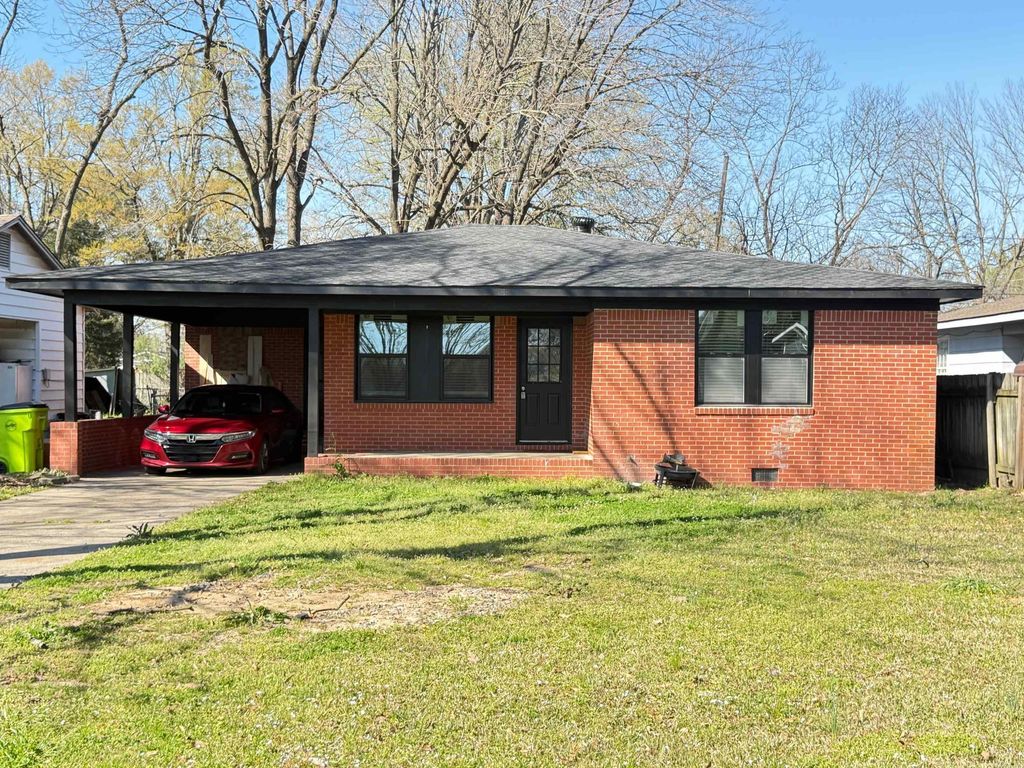 802 W 5th Street, Stuttgart, AR 72160