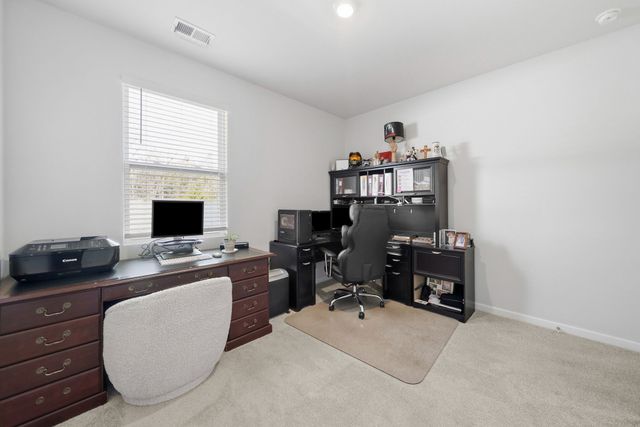 5097 Hunters Village Dr, Lebanon, TN 37087