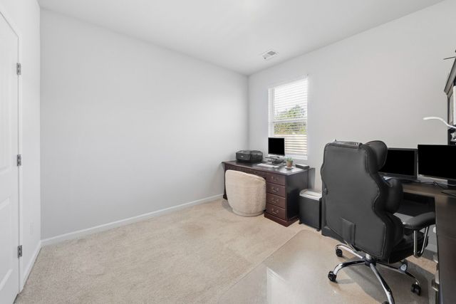 5097 Hunters Village Dr, Lebanon, TN 37087