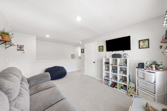 5097 Hunters Village Dr, Lebanon, TN 37087