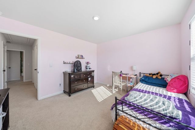 5097 Hunters Village Dr, Lebanon, TN 37087