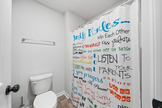 5097 Hunters Village Dr, Lebanon, TN 37087