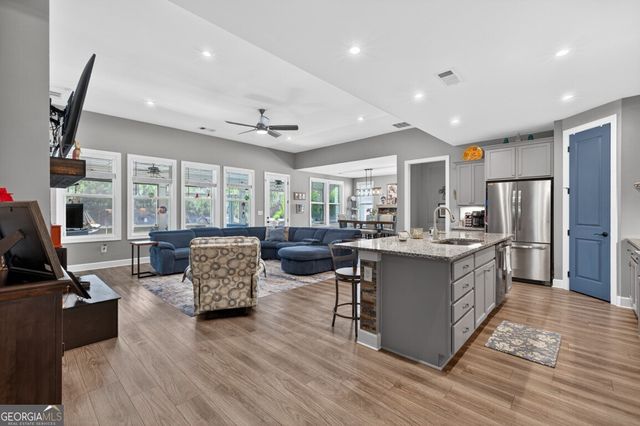 248 Chatuge Drive, Hoschton, GA 30548