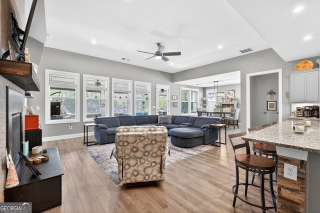 248 Chatuge Drive, Hoschton, GA 30548