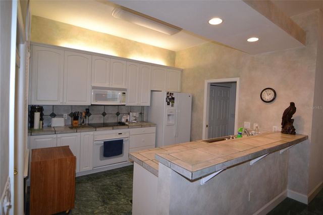 79 NW 48TH BOULEVARD, Gainesville, FL 32607