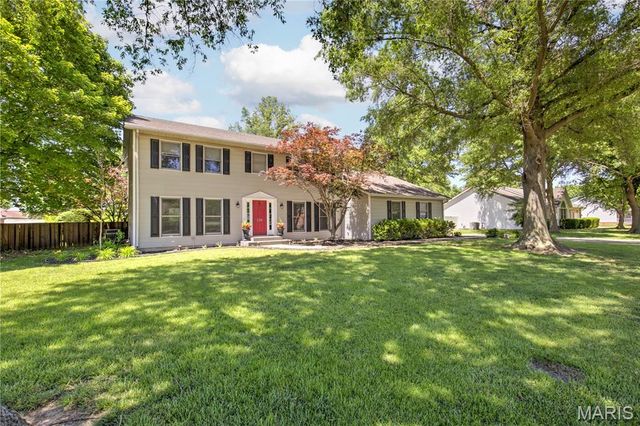 126 Larkspur Lane, Sikeston, MO 63801
