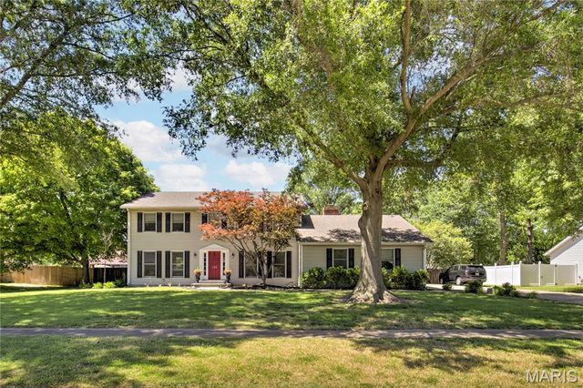 126 Larkspur Lane, Sikeston, MO 63801