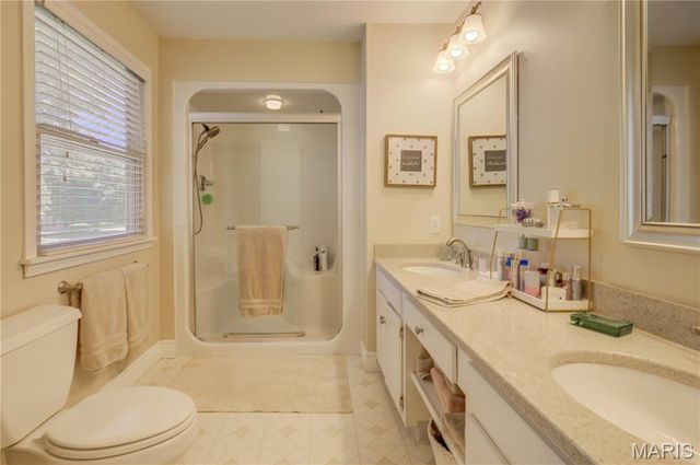 126 Larkspur Lane, Sikeston, MO 63801