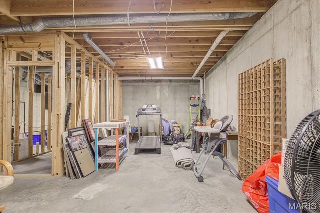 126 Larkspur Lane, Sikeston, MO 63801