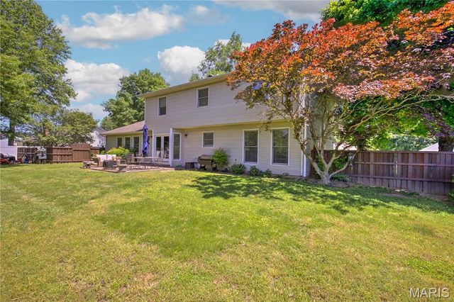 126 Larkspur Lane, Sikeston, MO 63801